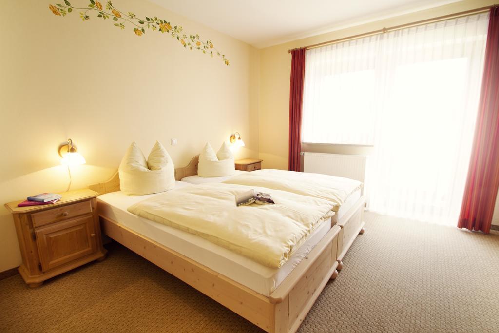Brotzeit-Stadl Gbr Hotel Bad Staffelstein Bilik gambar